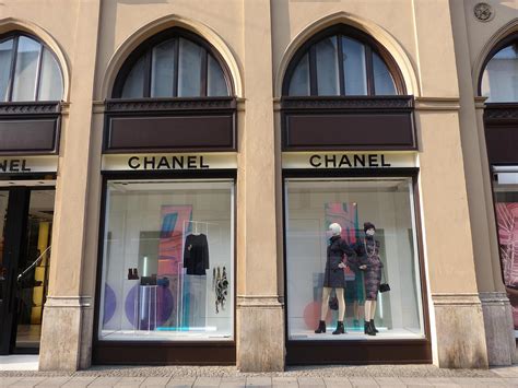 chanel boutique münchen maximilianstr|CHANEL BOUTIQUE .